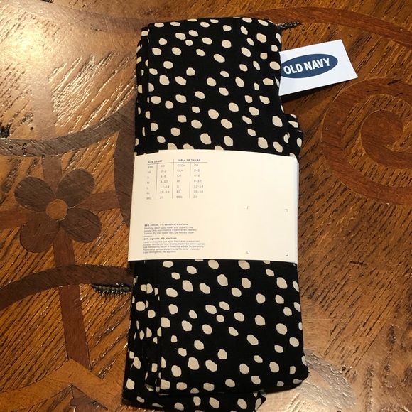 Old Navy High-Rise Cropped Leggings NWT - Picture 2 of 5